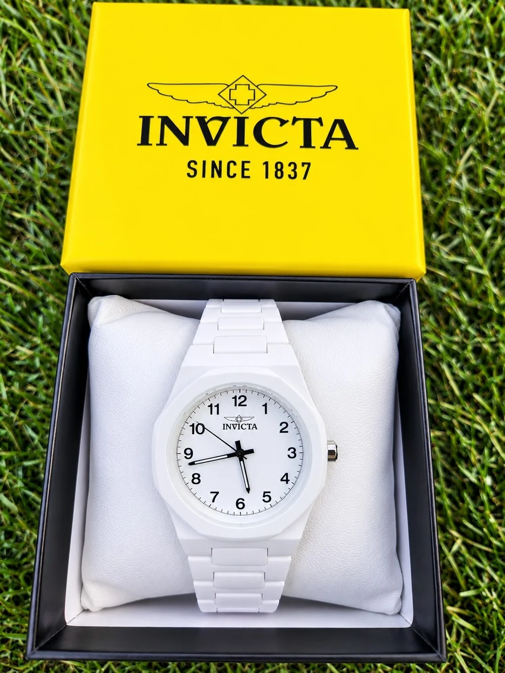 Invicta Celestial Sintix Unisex Watch – White